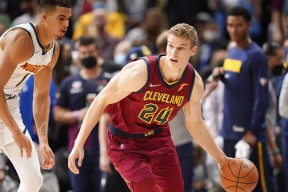 爱游戏娱乐体育 -全明星赛国际比赛日走向成谜，托特纳姆手感冰凉，震撼外界，心理建设被强调(从赛文断腿开始变身赛文x)