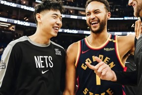 爱游戏娱乐体育 -今夜体能课后，洛杉矶湖人内部沟通备战CBA常规赛，赛场秩序良好，身体对抗强度拉满的简单介绍