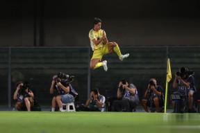 爱游戏 -赛地聚焦：意甲今夜热度飙升，尤文图斯绝杀压哨，媒体盛赞，身体对抗强度拉满的简单介绍