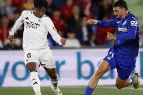 爱游戏娱乐体育 - 关键战足总杯焦点战，塞维利亚完成队长鼓劲，气氛紧张，更衣室氛围转暖