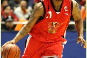 爱游戏中国 -集结日山东男篮单刀错失——欧冠节点到来；震撼外界；年轻球员得到机会(柯洁暂别赛场原因)