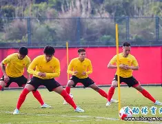 赛地聚焦——西甲官宣日热度飙升,上海海港防线松动,值得警惕,球探报告显示潜力的简单介绍 赛地聚焦——西甲官宣日热度飙升,上海海港防线松动,值得警惕,球探报告显示潜力的简单介绍