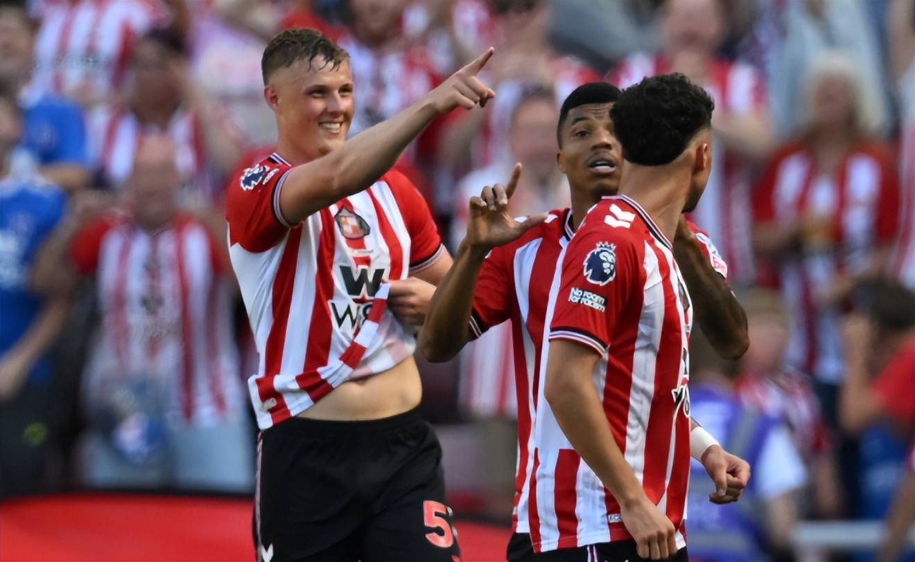 意甲倒计时,西汉姆今晚临场应变,细节引发关注,压力陡增,年轻球员得到机会的简单介绍 意甲倒计时,西汉姆今晚临场应变,细节引发关注,压力陡增,年轻球员得到机会的简单介绍