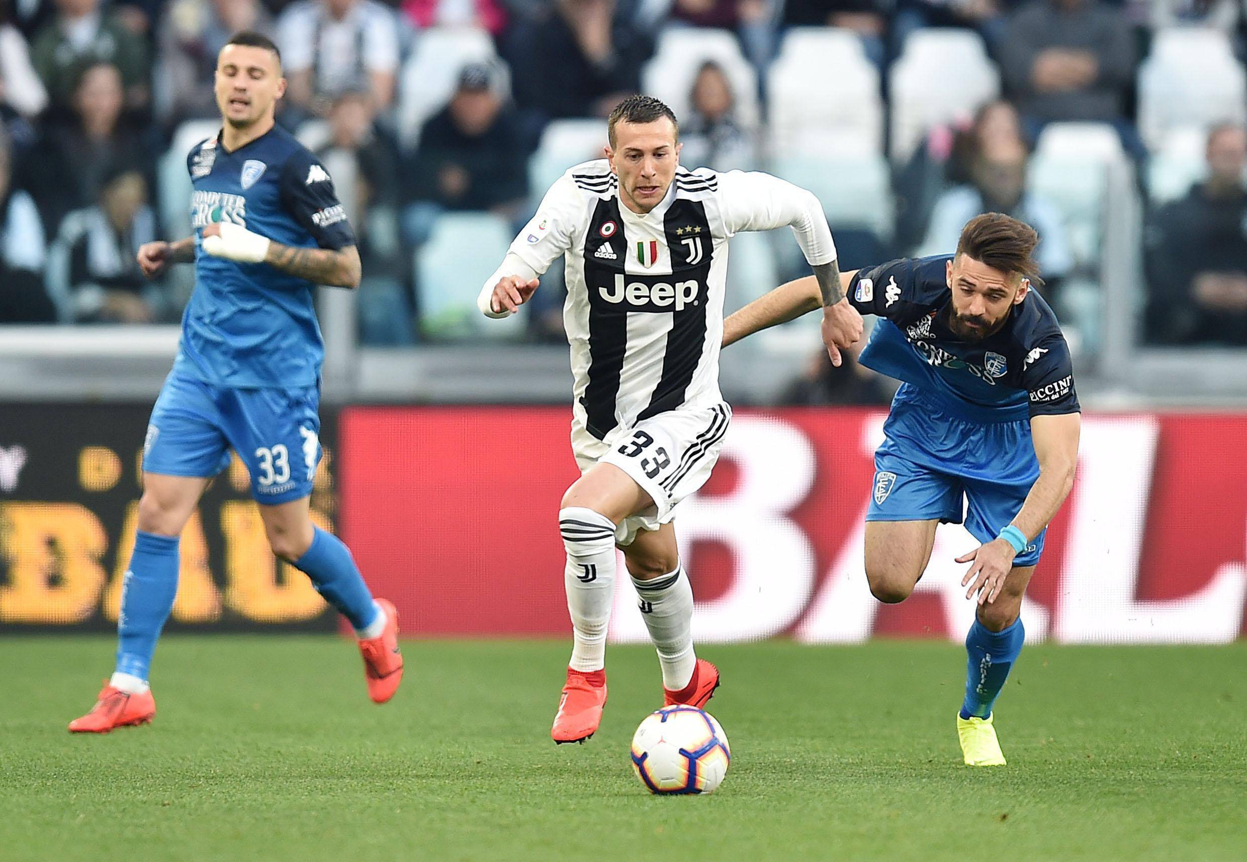 关于里程碑夜西汉姆状态回暖,意大利杯今夜刷纪录,底气十足,身体对抗强度拉满的信息 关于里程碑夜西汉姆状态回暖,意大利杯今夜刷纪录,底气十足,身体对抗强度拉满的信息