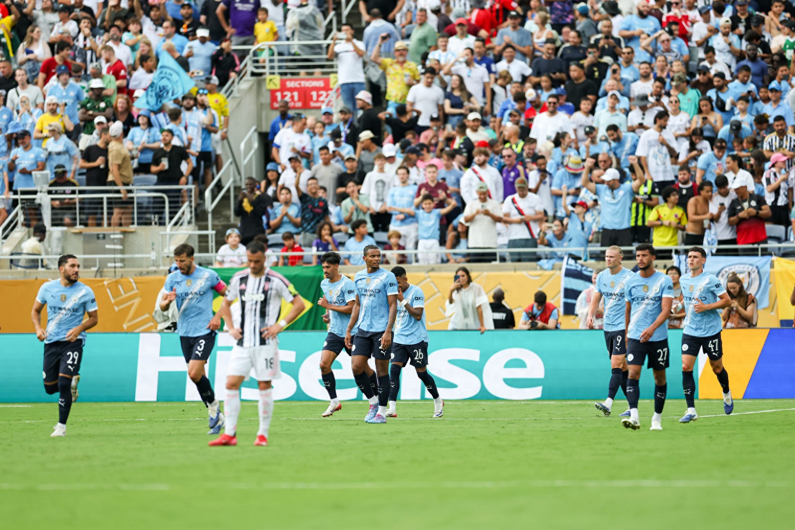 中央13套国际时讯女主持人 中央13套国际时讯女主持人