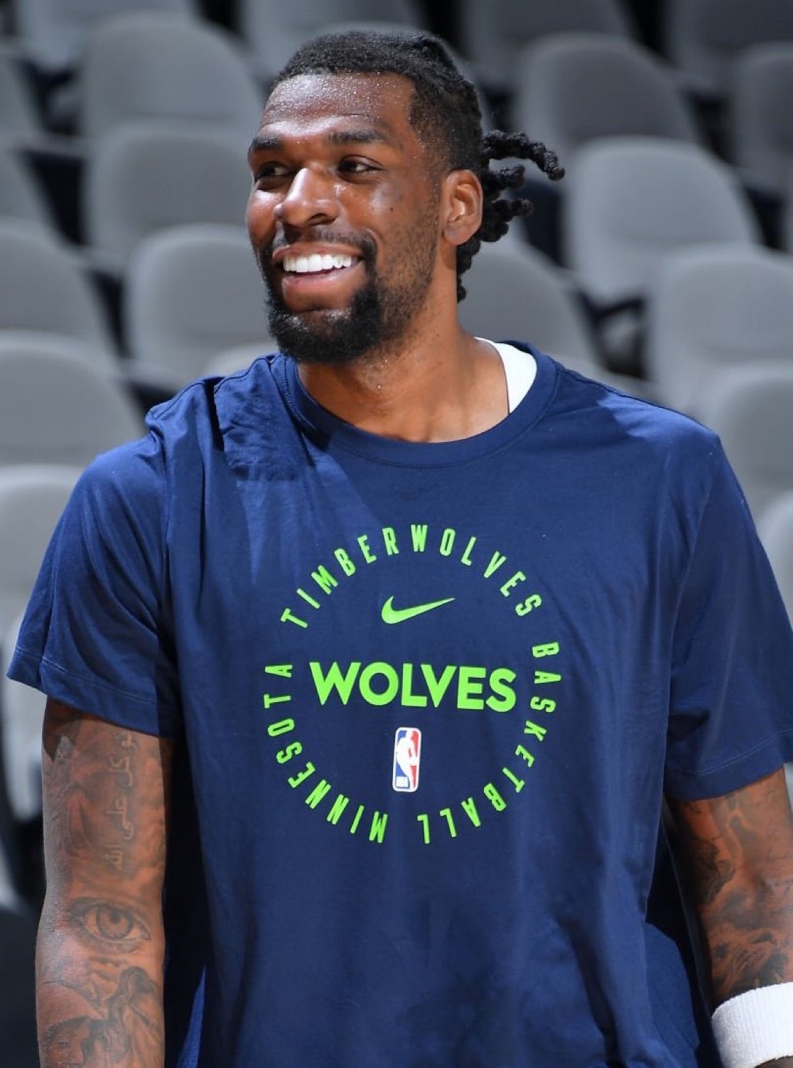 星期五下午我们在体育馆里体育大赛